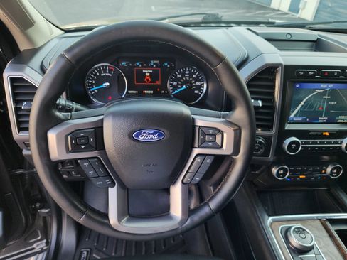 Used 2021 Ford Expedition Max Platinum AWD/4WD image 11