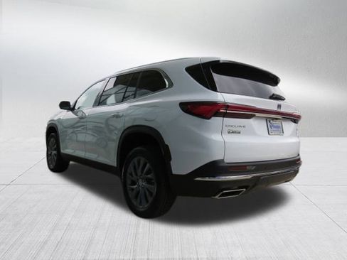 New 2026 Buick Enclave Preferred w/ LPO, Floor Liner Package image 4