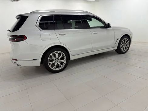 Certified 2024 BMW X7 xDrive40i w/ Climate Comfort Package AWD/4WD image 6