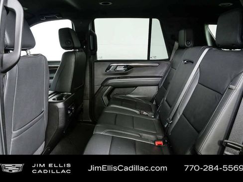 Used 2025 Chevrolet Tahoe LT AWD/4WD image 18