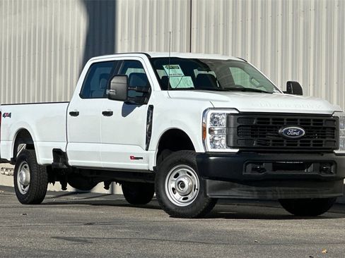 Used 2024 Ford F350 XL image 2