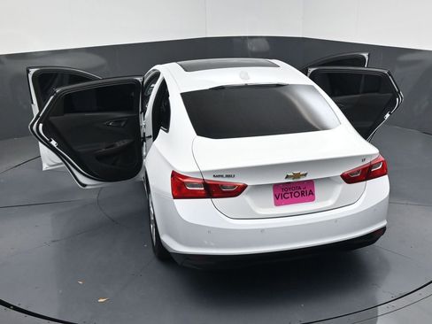 Used 2024 Chevrolet Malibu LT image 18