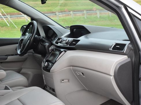 Used 2016 Honda Odyssey EX-L image 15