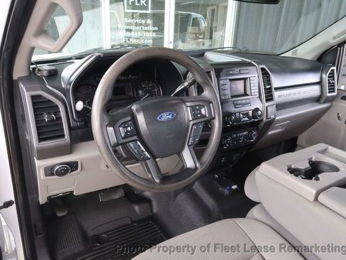 Used 2020 Ford F250 XL w/ Power Equipment Group image 10