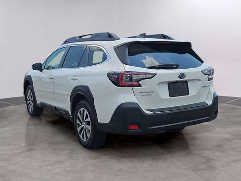 Used 2024 Subaru Outback Premium AWD/4WD image 6
