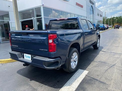 Used 2022 Chevrolet Silverado 1500 Custom RWD image 9
