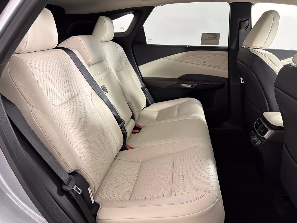 New 2026 Lexus RX 350 AWD image 18