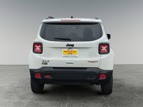 Used 2023 Jeep Renegade Trailhawk image 4