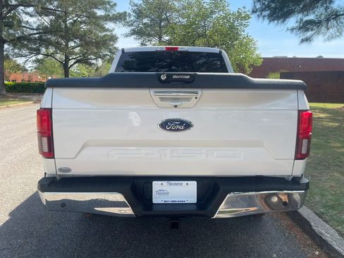 Used 2018 Ford F150 Lariat image 4