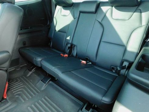 Used 2024 Kia Telluride SX Prestige X-Line image 21