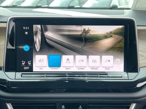 New 2026 Volkswagen Atlas SE image 21