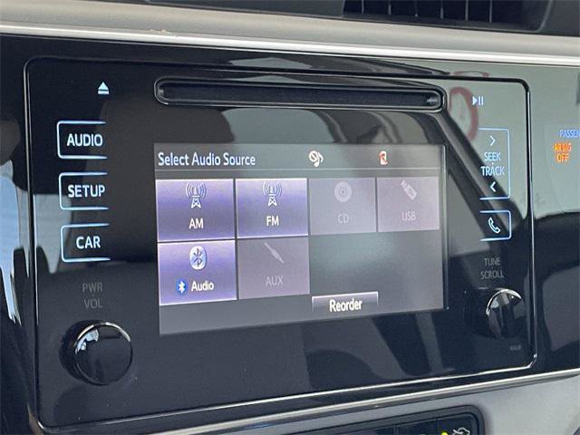 Certified 2018 Toyota Corolla LE w/ Carpet Mat Package (TMS) FWD image 16