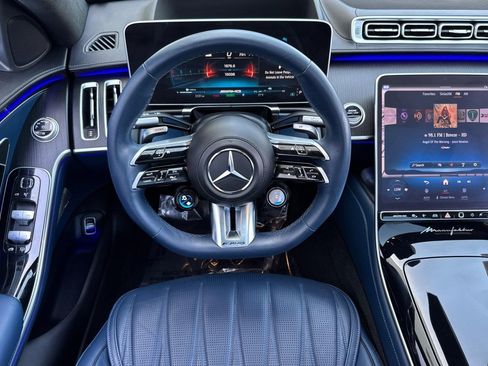 Used 2025 Mercedes-Benz S 63 AMG S image 30