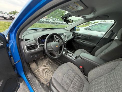 Used 2024 Chevrolet Equinox LT FWD image 10