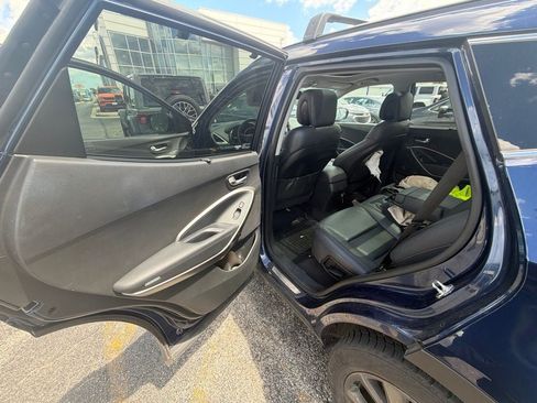 Used 2018 Hyundai Santa Fe Sport w/ 2.0T Ultimate Tech Package 05 AWD/4WD image 15