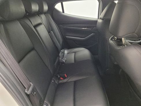 Used 2021 MAZDA MAZDA3 s image 19