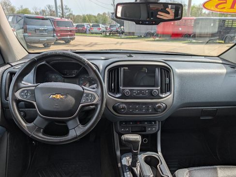 Used 2015 Chevrolet Colorado Z71 image 17