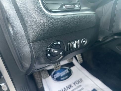 Used 2016 Dodge Challenger R/T w/ Cold Weather Group image 13