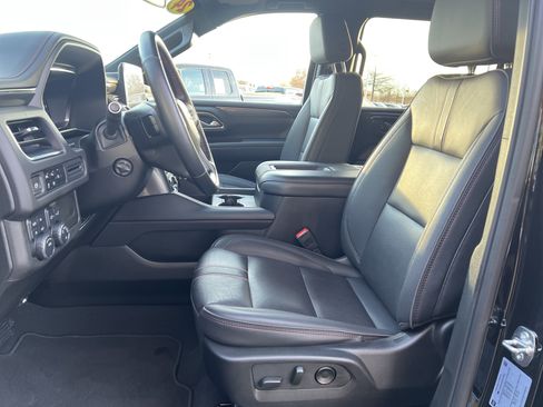 Certified 2024 Chevrolet Suburban RST w/ Luxury Package image 16