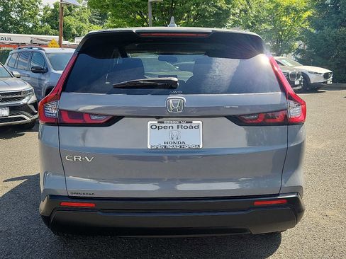 Used 2023 Honda CR-V EX image 5