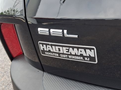 Certified 2020 Ford Escape SEL FWD image 29