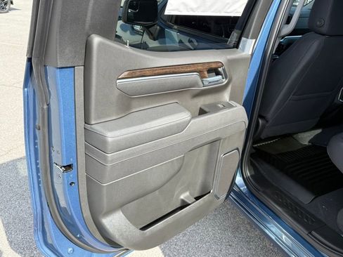 New 2026 GMC Sierra 1500 Elevation image 24