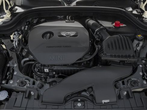 Used 2017 MINI Cooper 4-Door Hardtop FWD image 13