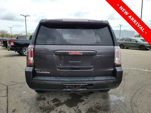 Used 2016 GMC Yukon SLE w/ Convenience Package AWD/4WD image 4