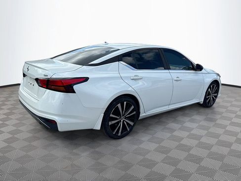 Used 2019 Nissan Altima 2.5 SR w/ SR Premium Package FWD image 6