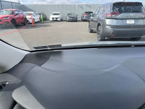 Used 2025 Toyota Corolla LE image 33