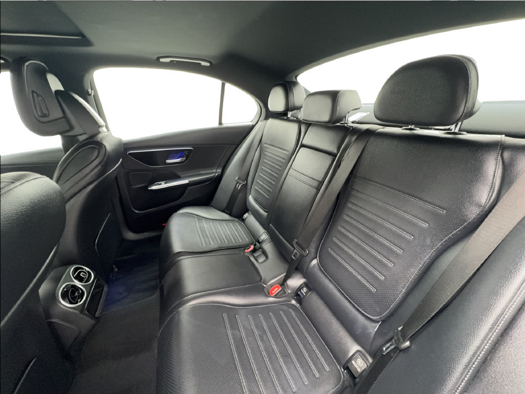 Used 2023 Mercedes-Benz C 300 Sedan image 37