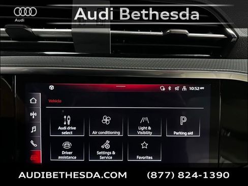 Used 2025 Audi Q3 2.0T Premium w/ Convenience Package image 21