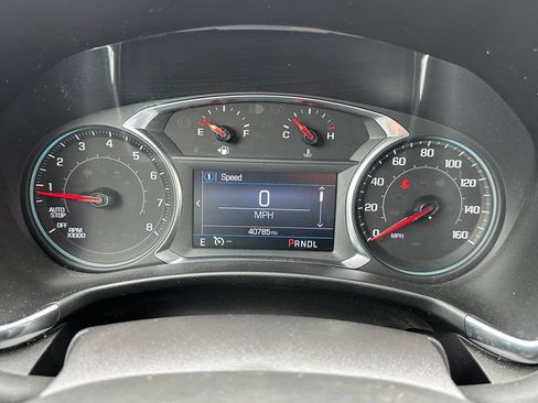 Used 2024 Chevrolet Equinox LT FWD image 29