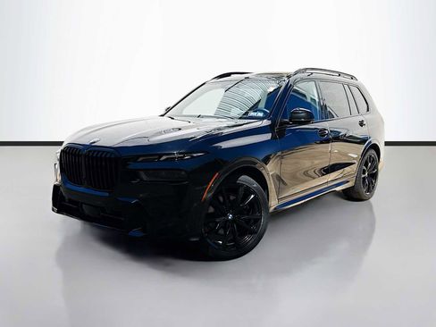 Certified 2023 BMW X7 xDrive40i w/ M Sport Package AWD/4WD image 1