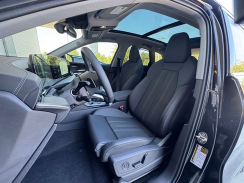 New 2025 Audi Q5 Prestige image 5