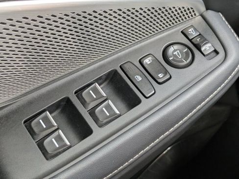 Used 2022 Acura MDX SH-AWD w/ Technology Package image 21