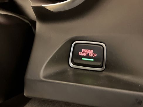 Used 2018 Chevrolet Camaro SS image 34