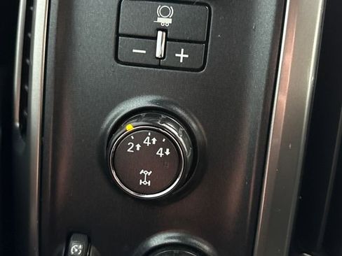 Used 2016 Chevrolet Silverado 2500 LT w/ LT Convenience Package image 20