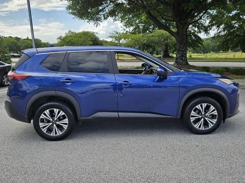Used 2023 Nissan Rogue SV AWD/4WD image 9