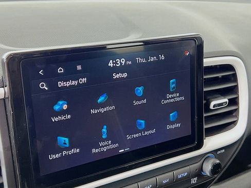 Certified 2025 Hyundai Venue Limited image 15