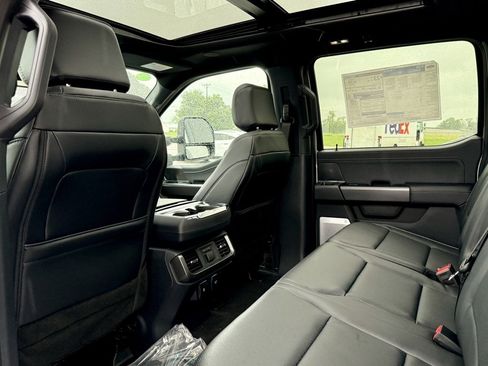 New 2025 Ford F150 Lariat w/ Equipment Group 502A High image 13