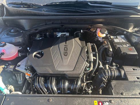 Used 2024 Kia Sorento S image 30