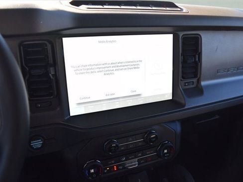 New 2025 Ford Bronco Badlands w/ Sasquatch Package image 9