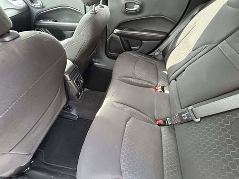 Used 2018 Jeep Compass Sport image 10