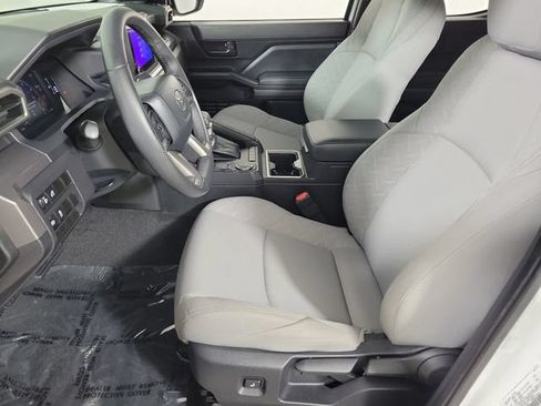 Used 2024 Toyota Tacoma SR5 w/ SR5 Upgrade Package RWD image 19