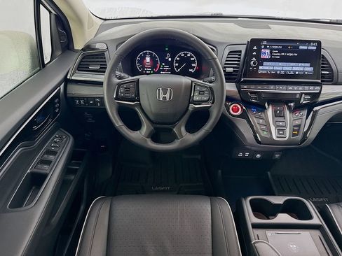 Used 2026 Honda Odyssey Elite image 34