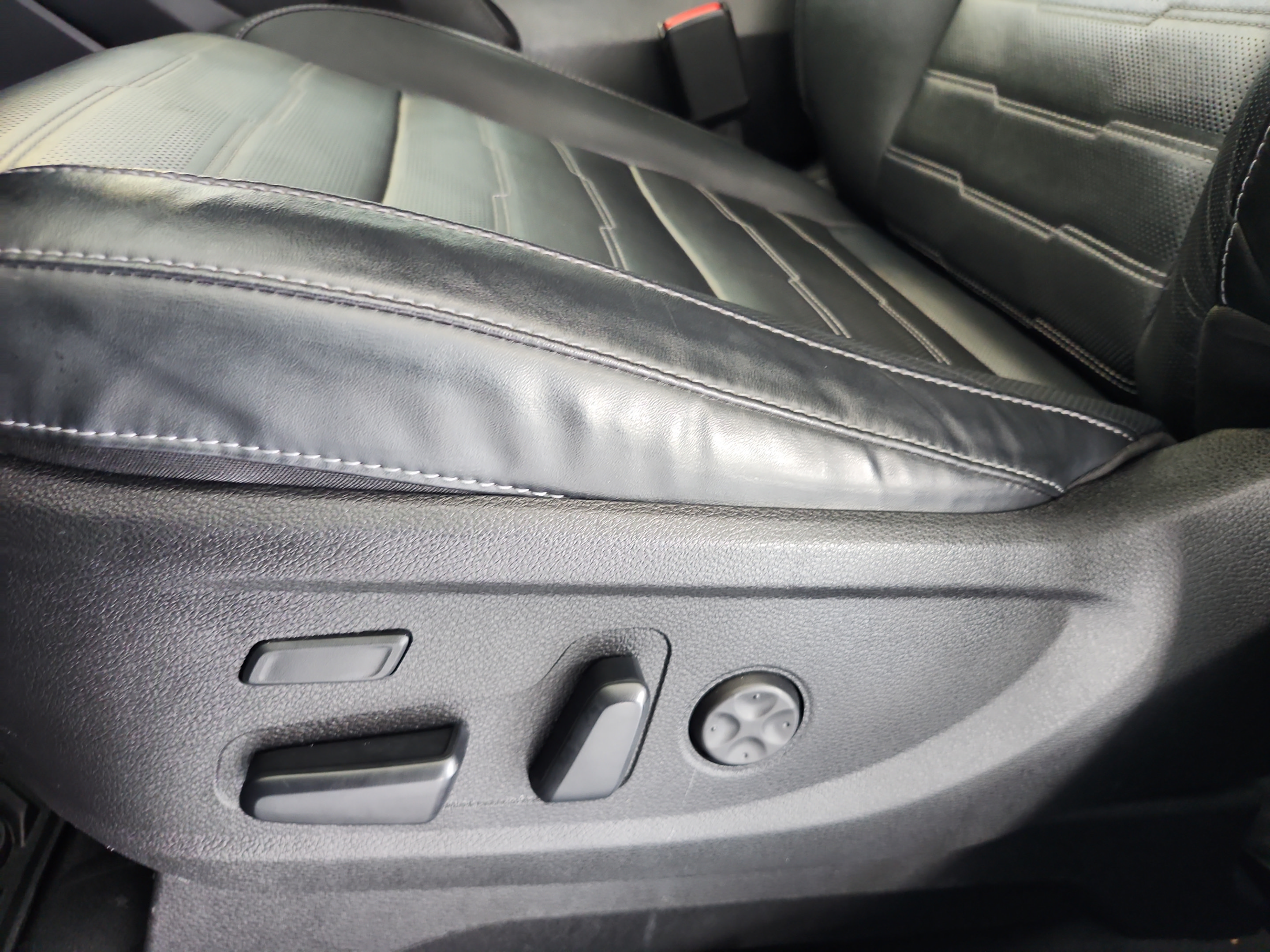 Used 2023 Kia Telluride SX Prestige AWD/4WD image 16
