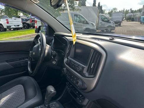 Used 2015 Chevrolet Colorado Z71 w/ LPO, Bed Protection Package AWD/4WD image 22