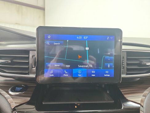 Used 2023 Ford Explorer Limited image 28