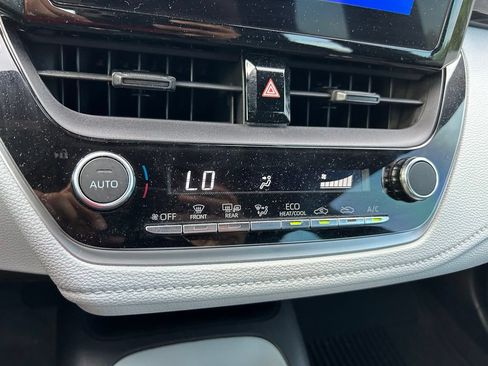 Used 2023 Toyota Corolla SE FWD image 26